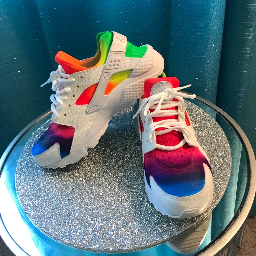 Custom Nike Huarache Tennis Shoe